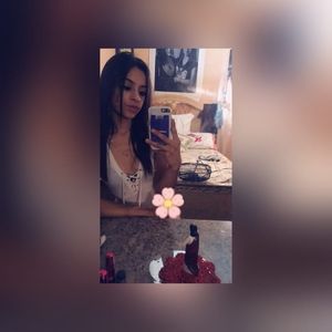 Meet your Posher, Estrella